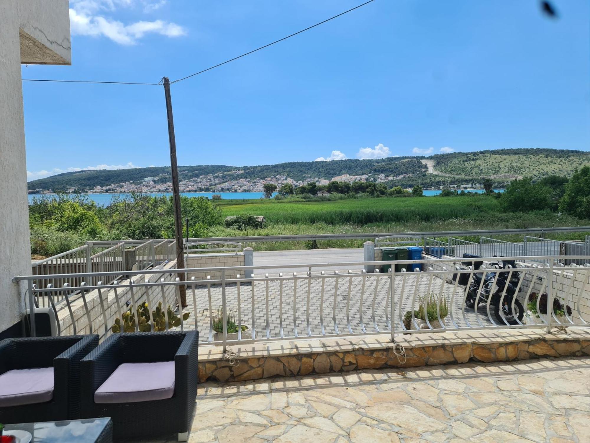 Bridge And Beach Apartments Trogir Dış mekan fotoğraf